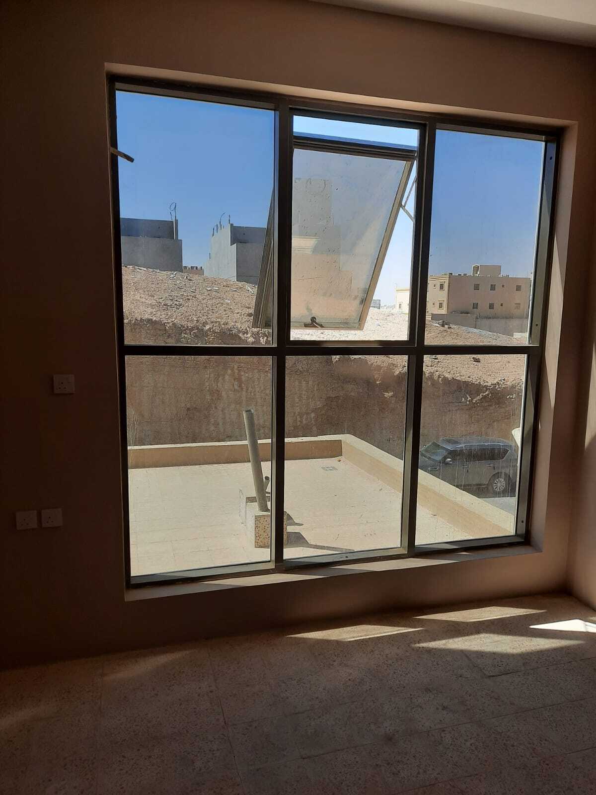 واجهات استركشر وكارتن وول