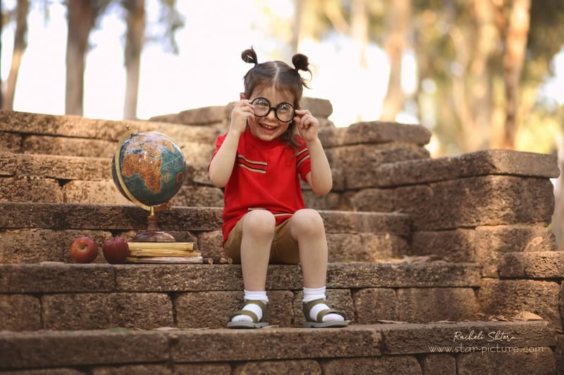 הטוהר הזה של הבונבון שבגזירת תלתל נהיה גבר קטן