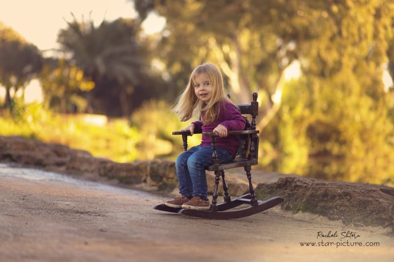 הטוהר הזה של הבונבון שבגזירת תלתל נהיה גבר קטן