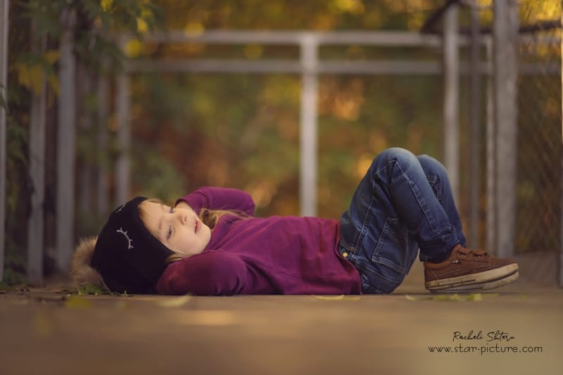 הטוהר הזה של הבונבון שבגזירת תלתל נהיה גבר קטן