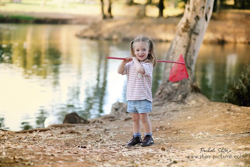 הטוהר הזה של הבונבון שבגזירת תלתל נהיה גבר קטן