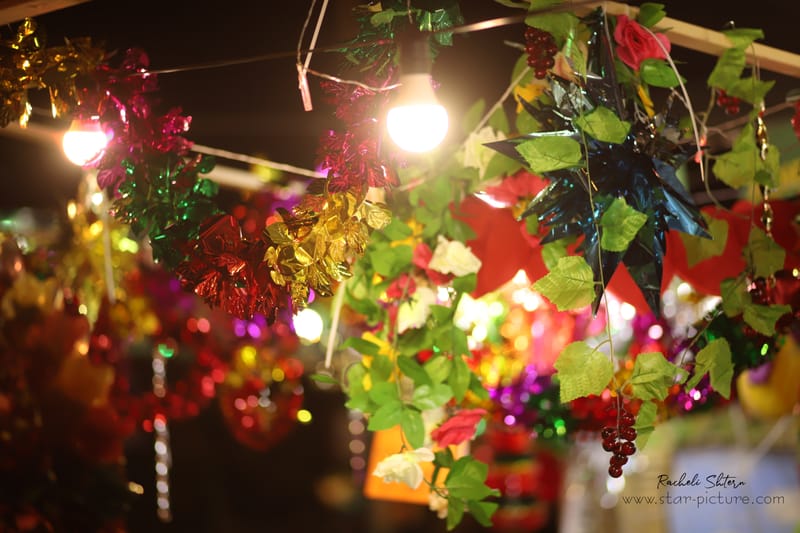 ריח סוכות ברחוב חלק ב'