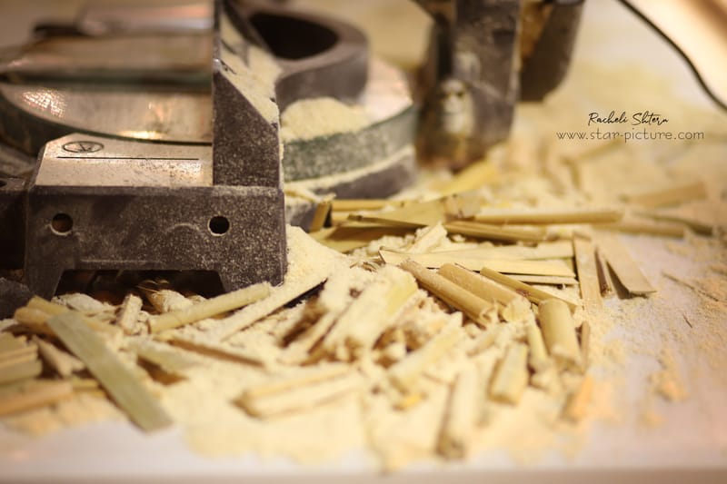 ריח סוכות ברחוב חלק ב'