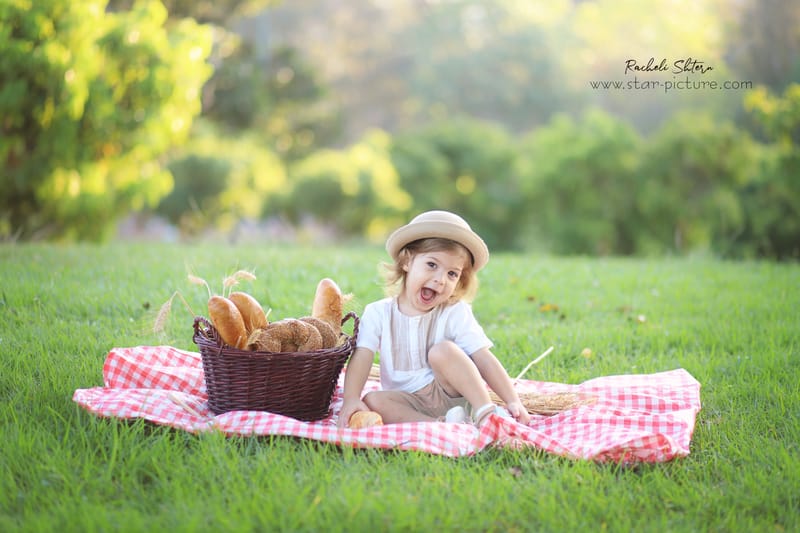 הטוהר הזה של הבונבון שבגזירת תלתל נהיה גבר קטן