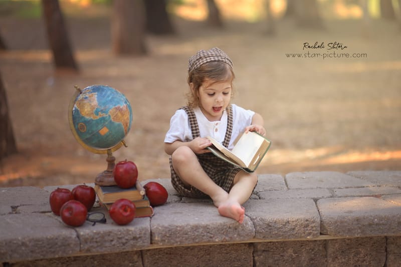 הטוהר הזה של הבונבון שבגזירת תלתל נהיה גבר קטן