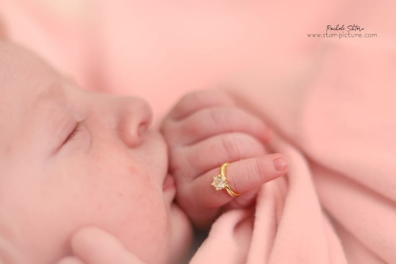 גווני וורוד מלאכיים- כי יש יותר בת מזה?