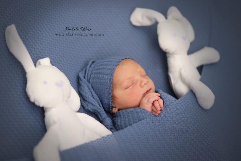 כחול- גברי עדין