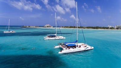 Discover the Best of Isla Mujeres with Catamaran Tours and Private Boat Rentals in Cancun