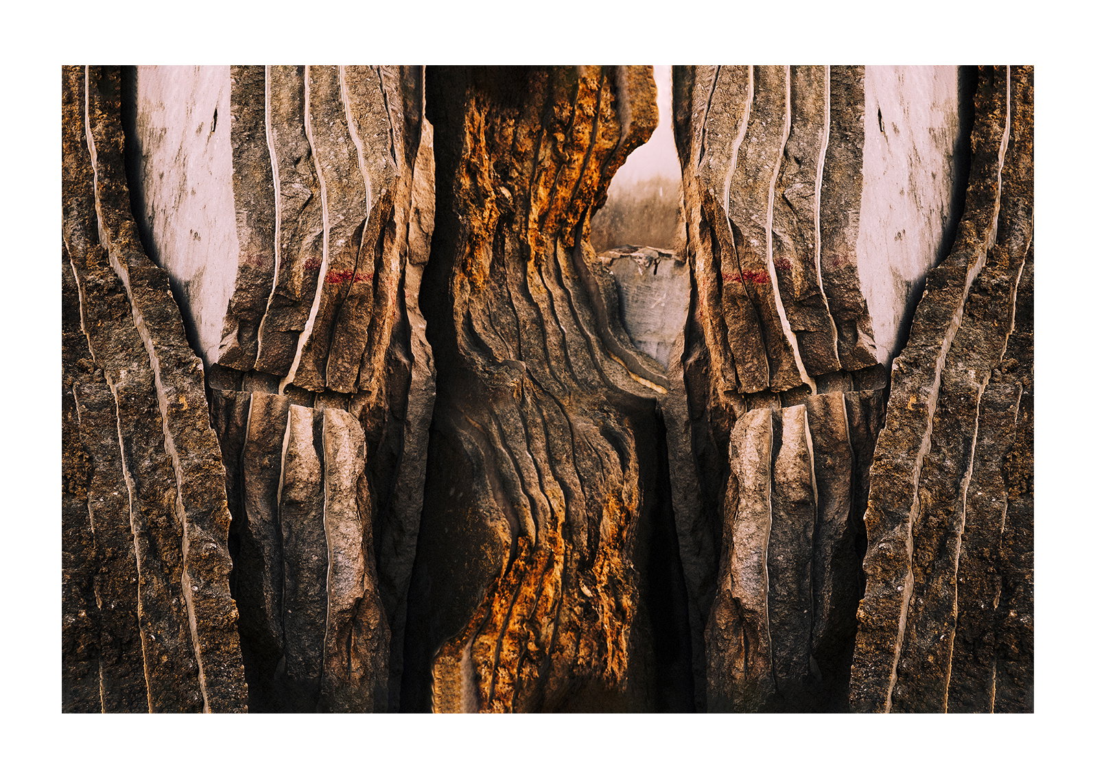 7 fotografias expostas na fábrica de moagem “A Portuguesa”, integrada na exposição colectiva ”OS SÍTIOS DA PEDRA”- Complexo Cultural da Levada em Tomar. 24Out|7Dez 2020.