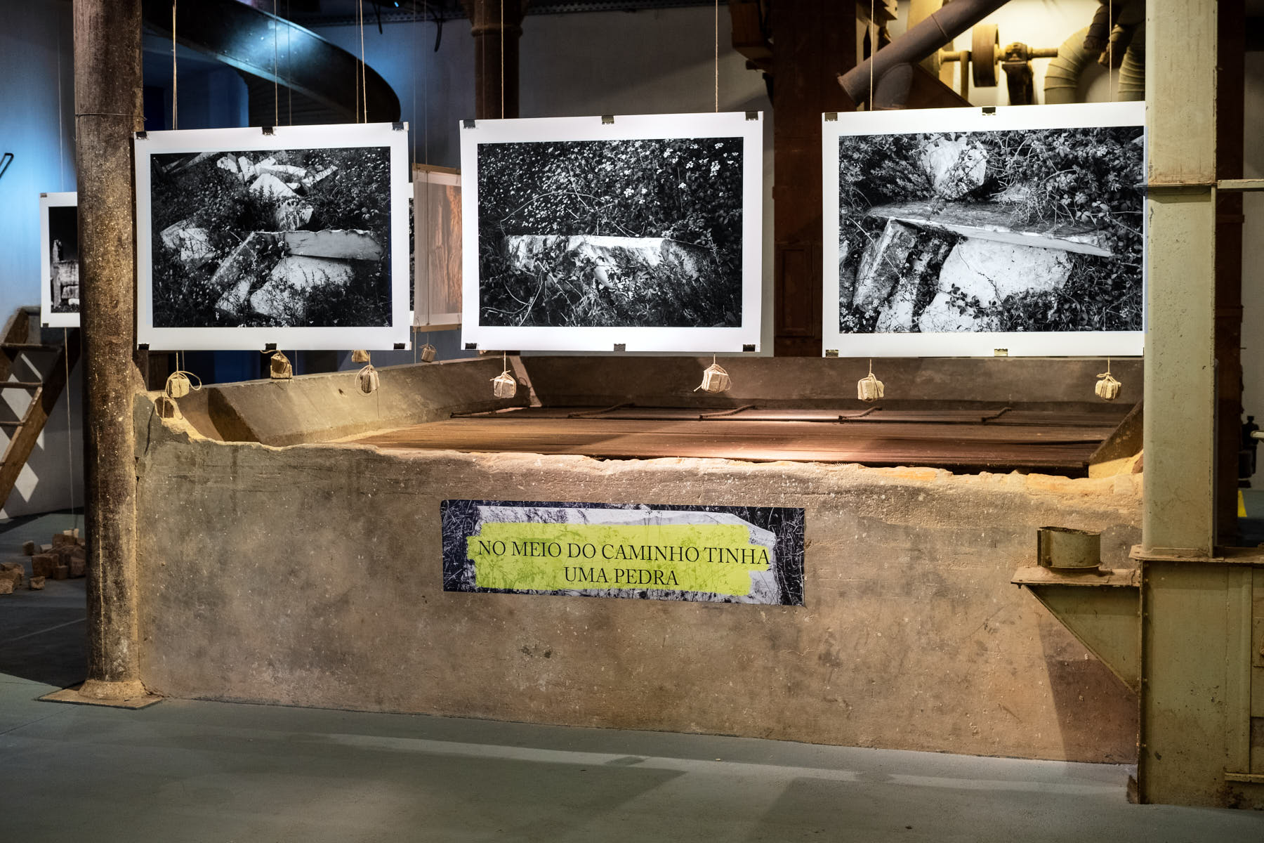 7 fotografias expostas na fábrica de moagem “A Portuguesa”, integrada na exposição colectiva ”OS SÍTIOS DA PEDRA”- Complexo Cultural da Levada em Tomar. 24Out|7Dez 2020.