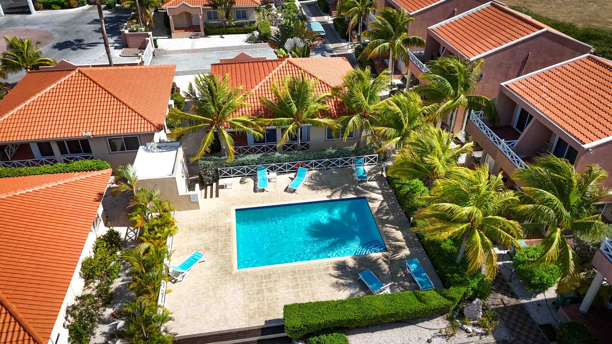 Hopi bon real estate