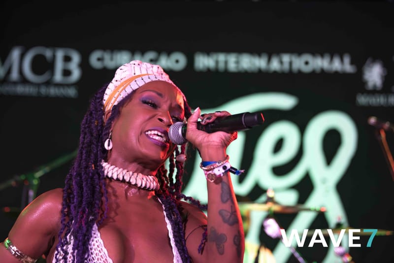 Kat Riggins & her Blues Revival Movement
