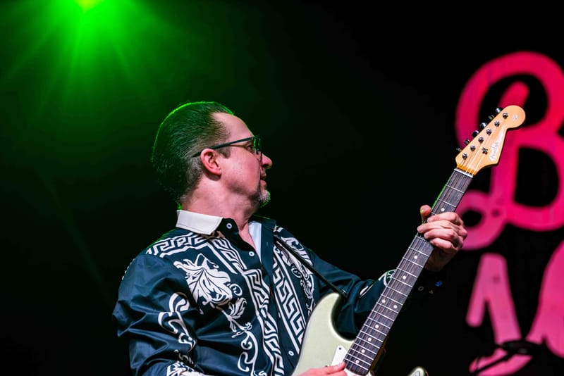 Kai Straus & The Electric Blues Allstars