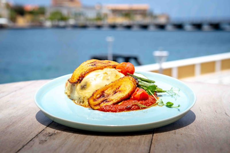 The Curacao crockery collection