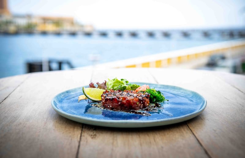 The Curacao crockery collection