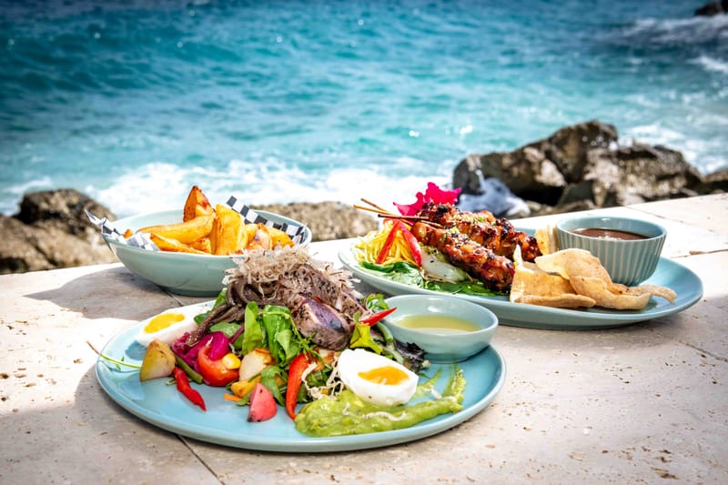 The Curacao crockery collection