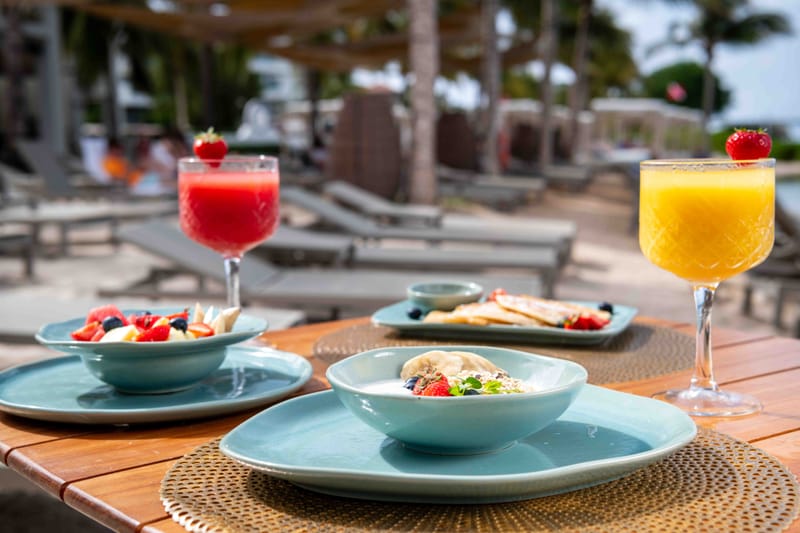 The Curacao crockery collection