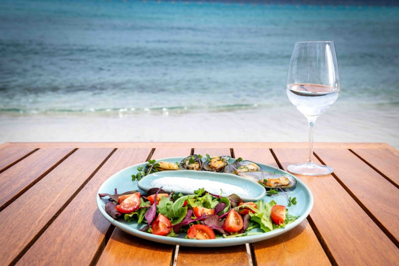 The Curacao crockery collection