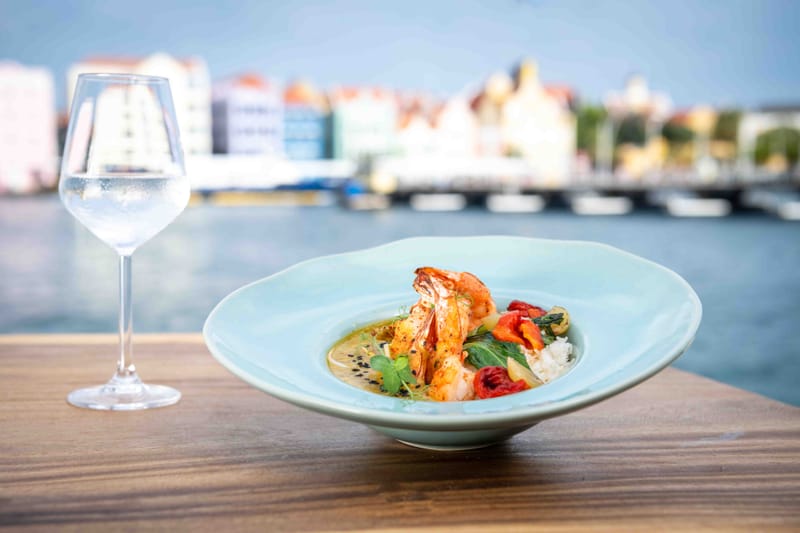 The Curacao crockery collection