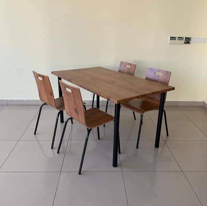 طاولات حفلات ومطاعم