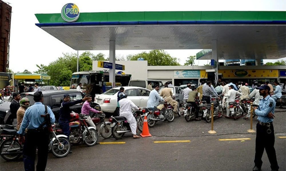 Petroleum dealers postpone strike for two-day period