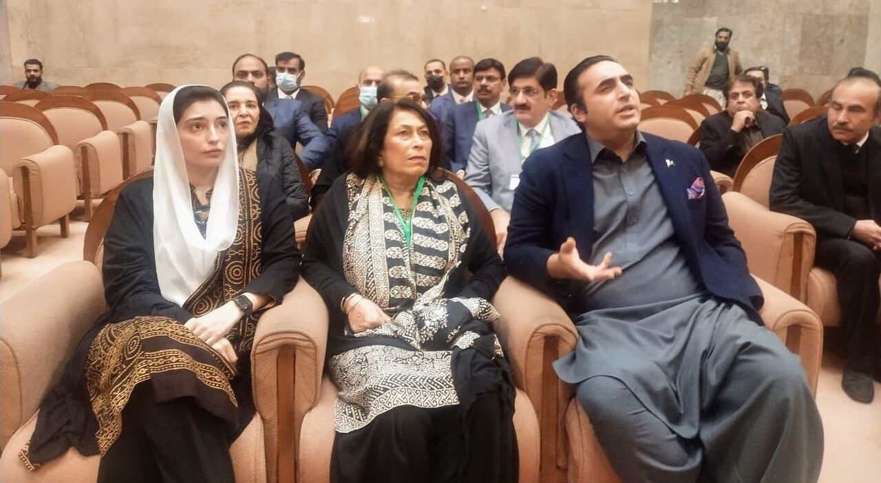 Bilawal, Asifa arrive in court to hear presidential reference against Bhutto's death sentence