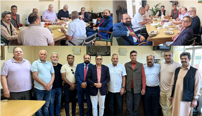 Dinner in honor of ex-Director Overseas Pakistanis Foundation ex-Chairman Board of Governors Overseas Pakistanis Foundation Barrister Amjad Malik and President of Muslim League-N traders  Wing from Kuwait Shamshad Ahmed Khan Tanoli.