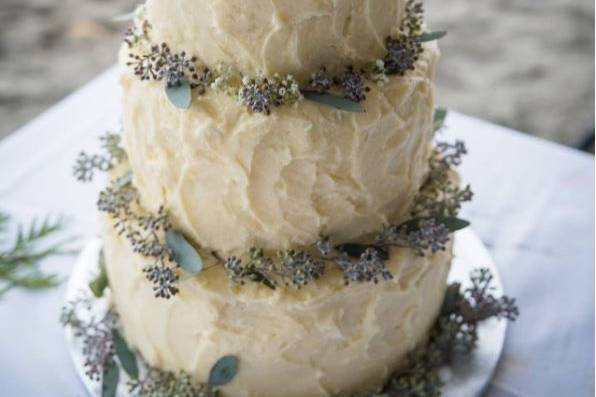 Choosing the Perfect Wedding Cake