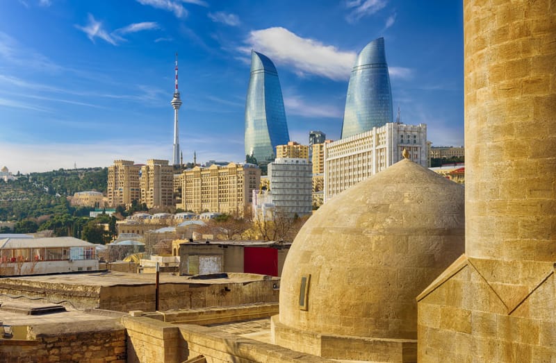 The Ultimate Guide to Exploring Baku: A City of Contrasts