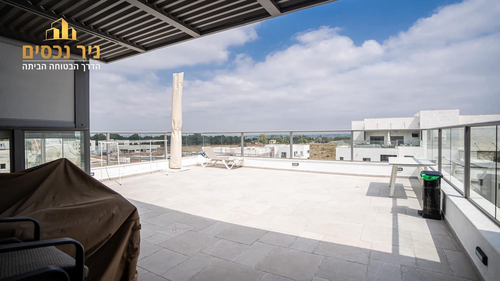 פנטהאוז בשכונת נאות הכפר 