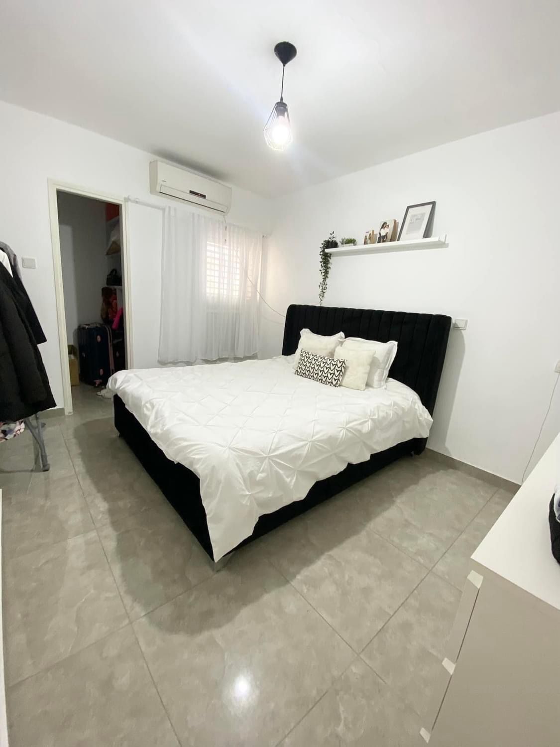 דירת 3 חדרים ברחוב השושנים