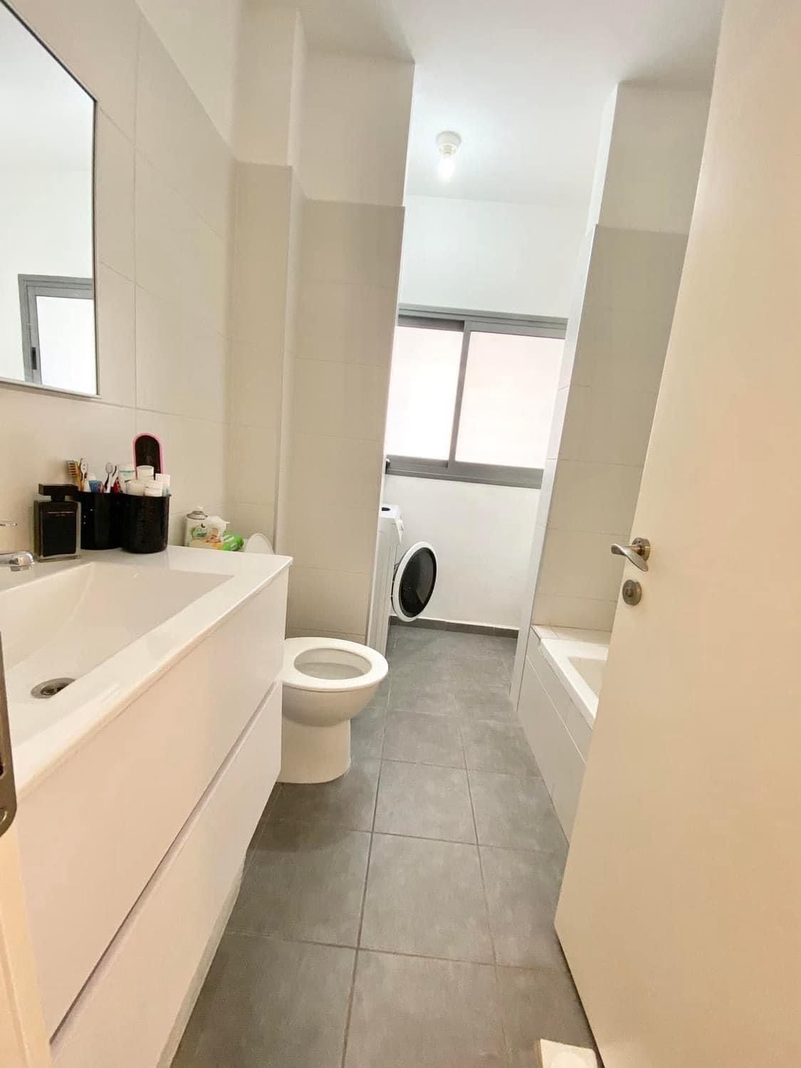 דירת 4 חדרים ברח' אהובה עוזרי