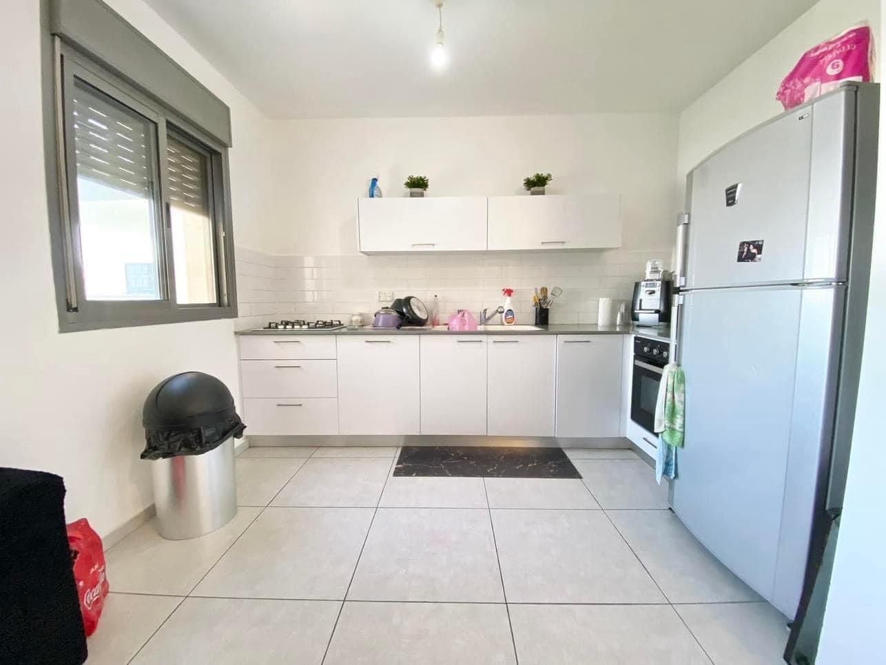 דירת 4 חדרים ברח' אהובה עוזרי