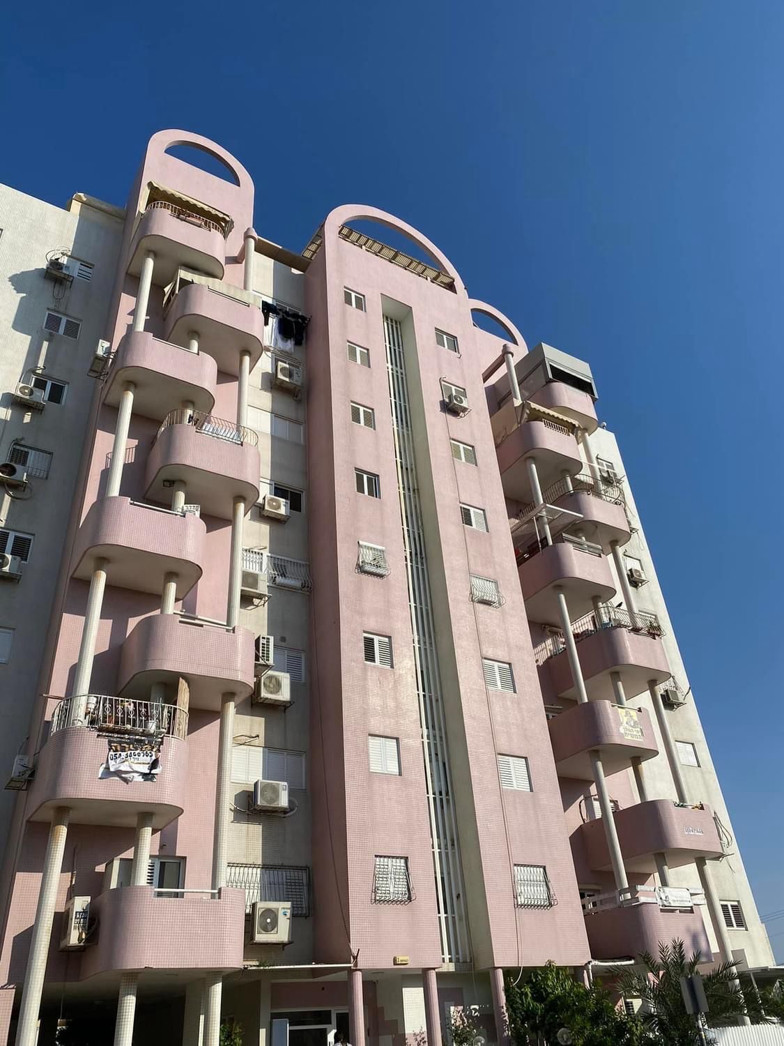 דירת 4 חד' ברח' זבוטינסקי 2 