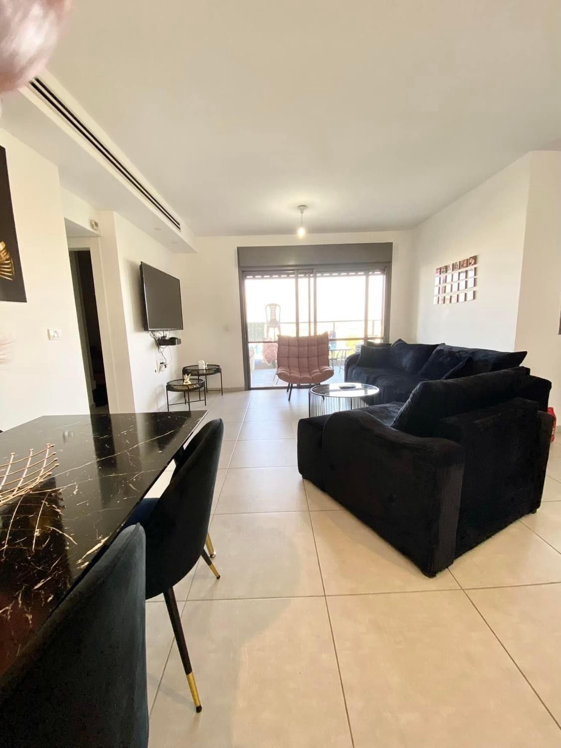 דירת 4 חדרים ברח' אהובה עוזרי