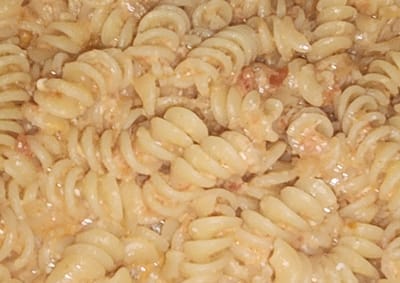 פסטה רוזה מוקרמת