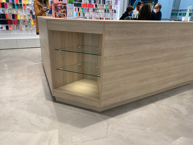 AMENAGEMENT D'UNE BOUTIQUE ET CREATION DE MEUBLE 