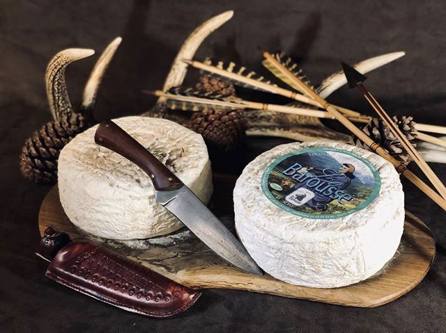 La région regorge de trésors à déguster sans modération. Ici, chaque produit raconte une histoire de terroir et de passion. Laissez-vous tenter par l’authenticité des saveurs locales !