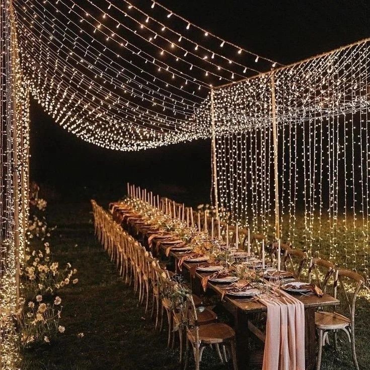 Destaca tus eventos con nuestras cortinas de luces LED