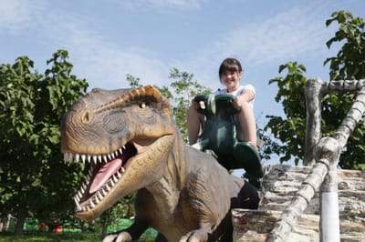 Rezi - Dínó- és kalandpark