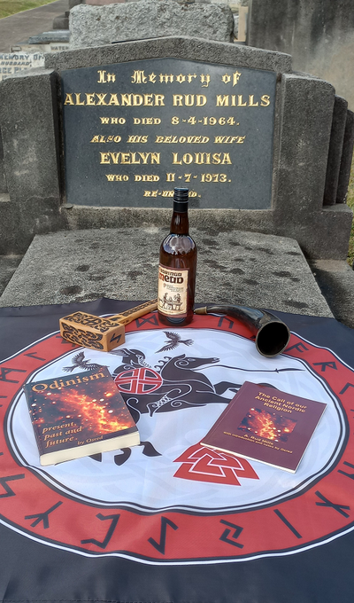 Alexander Rud Mills Memorial