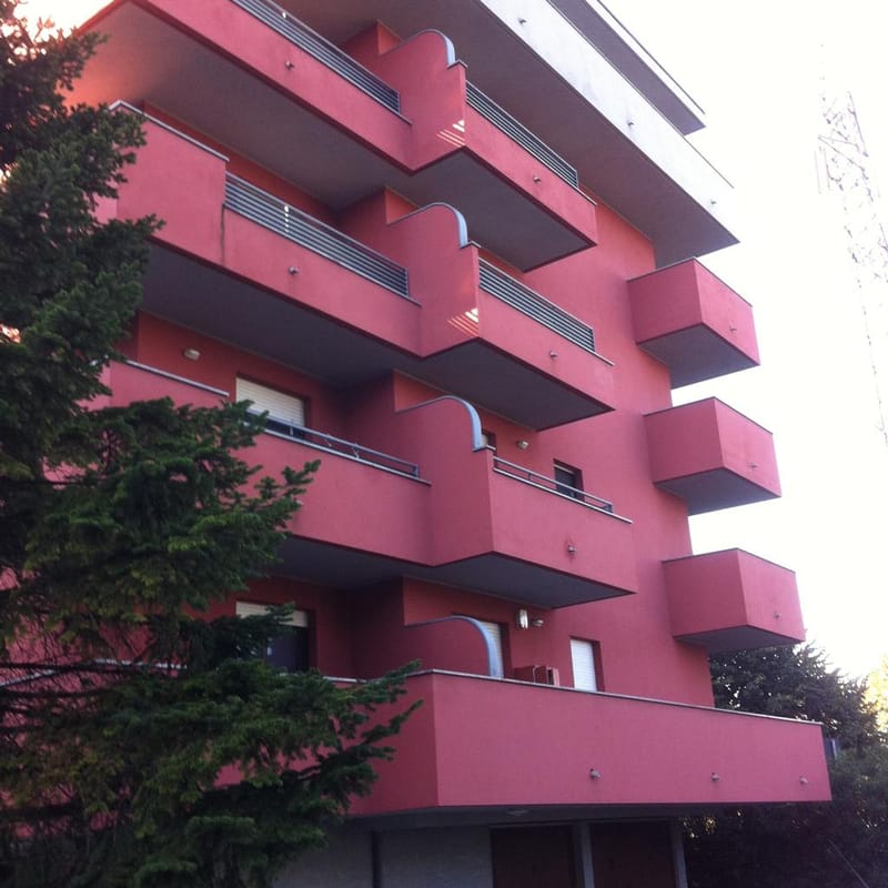 ISOLAMENTI A CAPPOTTO E TINTEGGIATURA