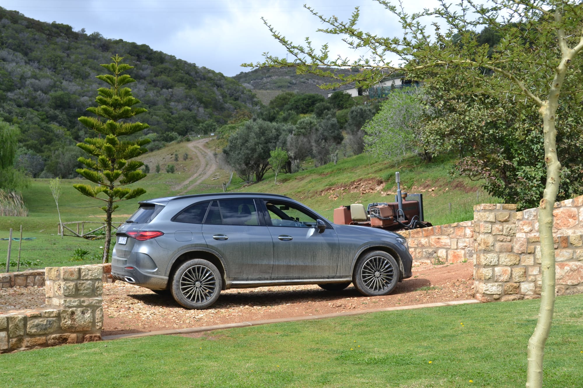 Mercedes-Benz GLC300d     From R1270 000 to R1650 000