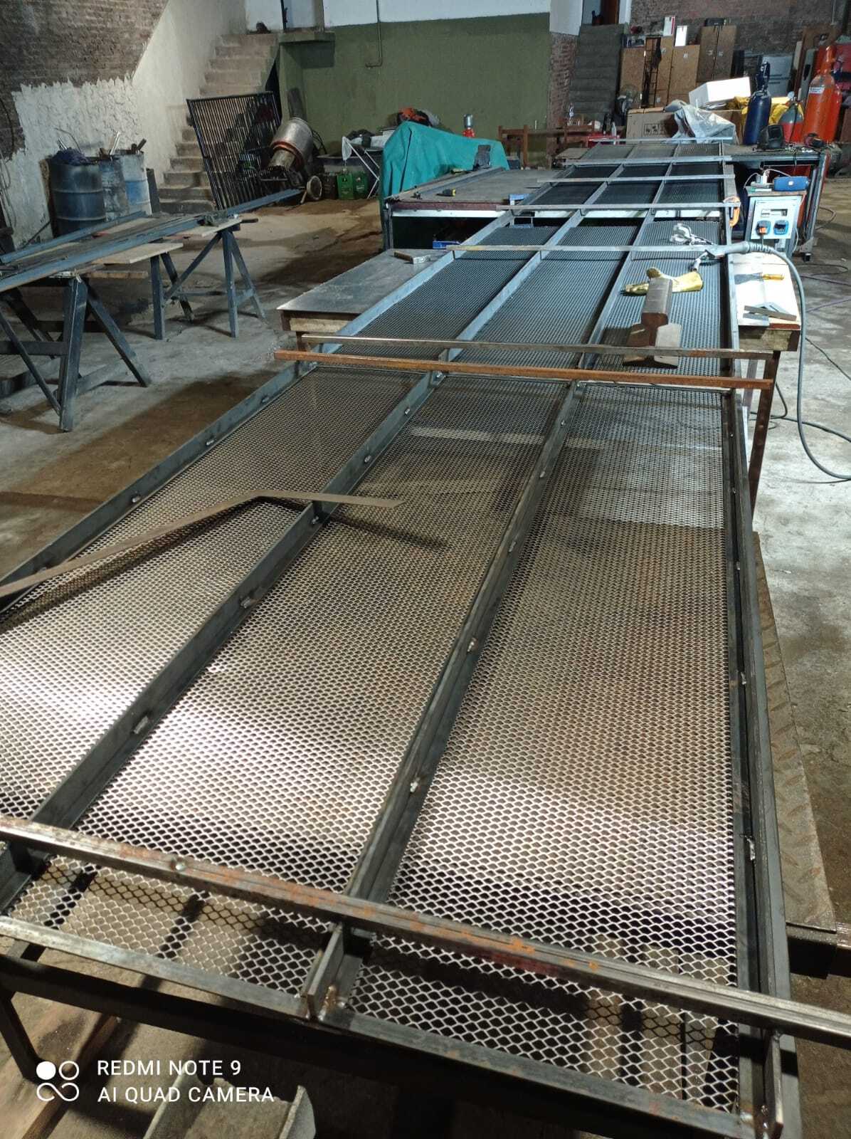 Construccion de pasarelas para protección de proyecciones en viaducto de estación once.