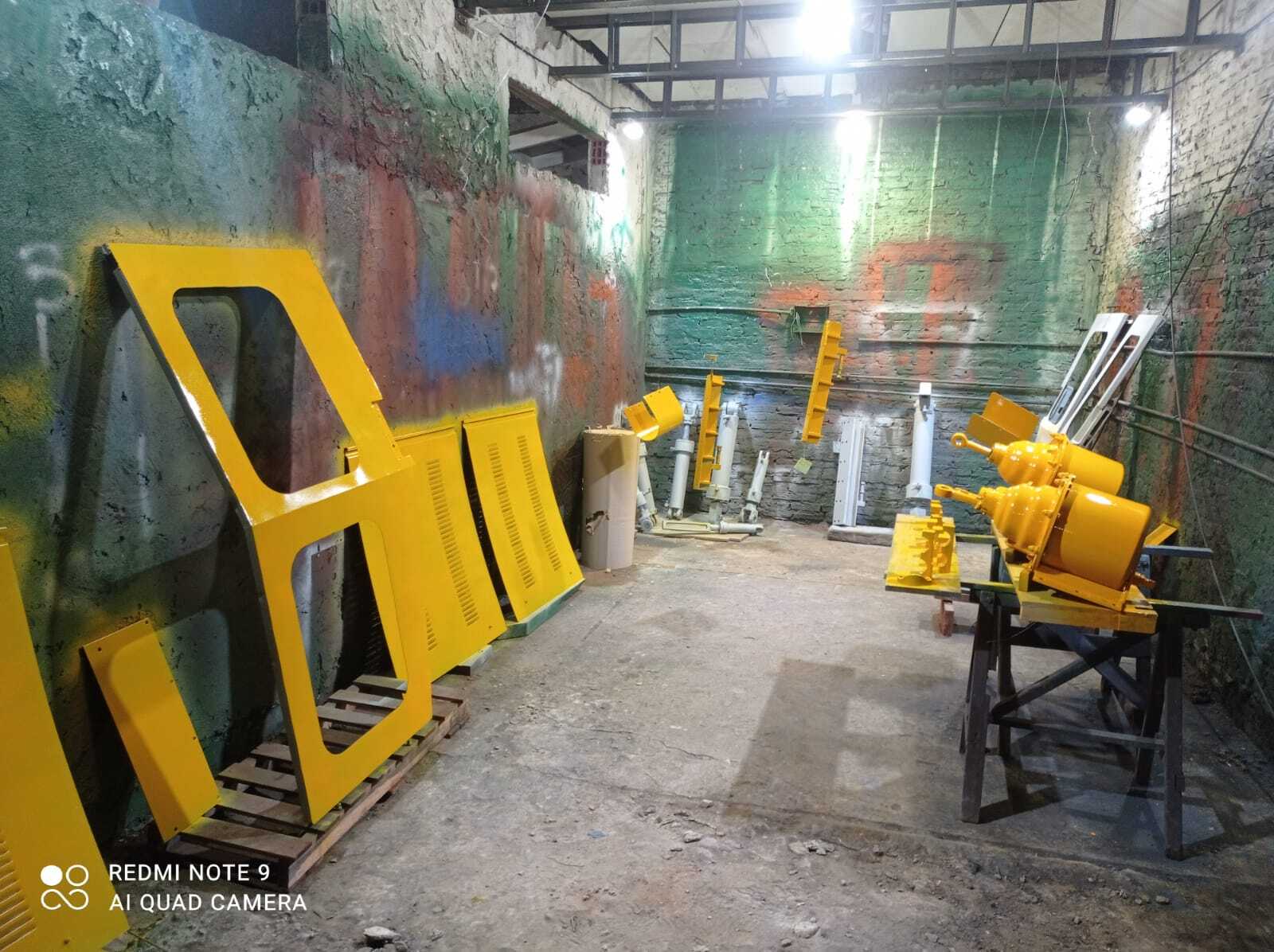 Trabajo de desarme, arenado, pintura y armado.