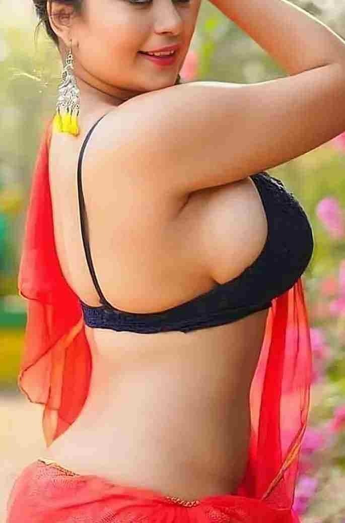 Top 3 Reasons to Use Goa Call Girl Service