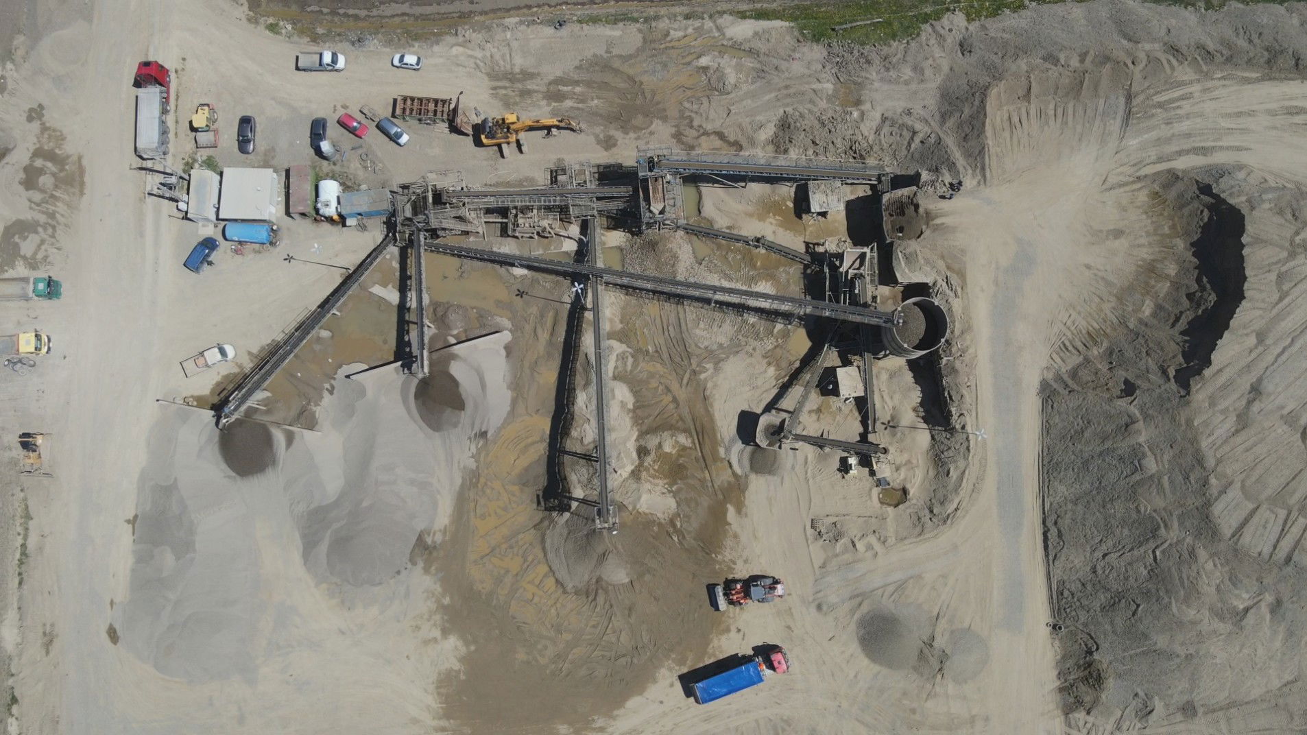 Nisip, sort și balast - nu sună a petrecere, dar la noi e distracție maximă