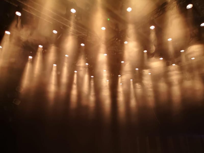 Teatru si evenimente culturale indoor