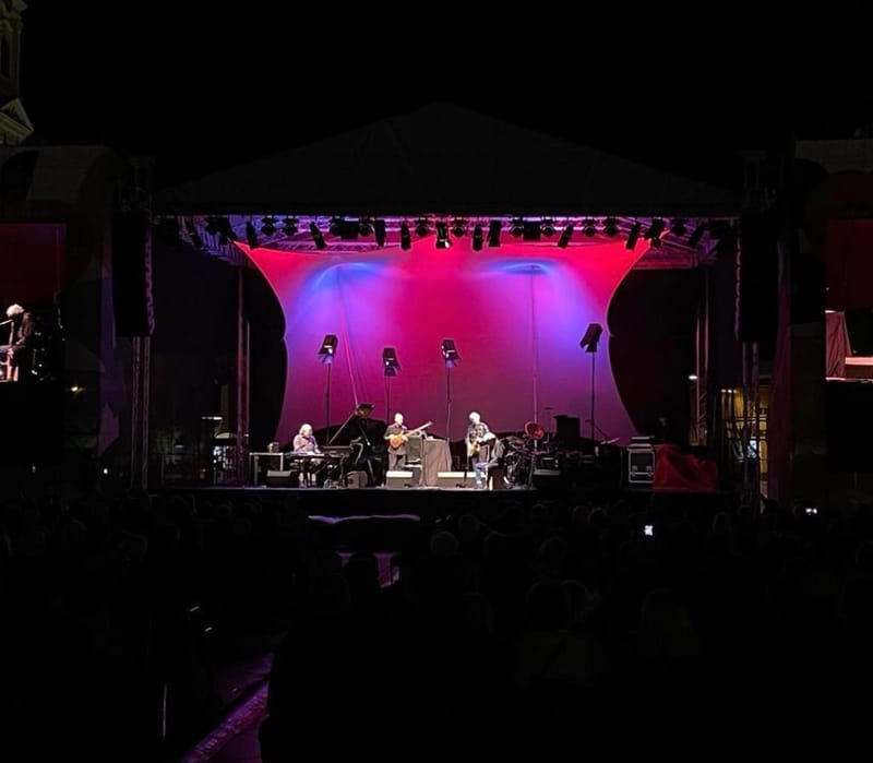 Teatru si evenimente culturale indoor