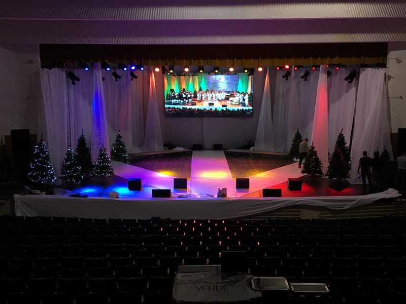 Teatru si evenimente culturale indoor